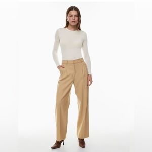 Aritzia The Effortless Pant